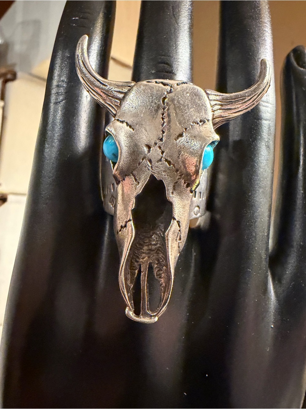Sterling Silver Signed Heavy Steer Longhorn Bull Cow Turquoise Eyes Size 9.75-10